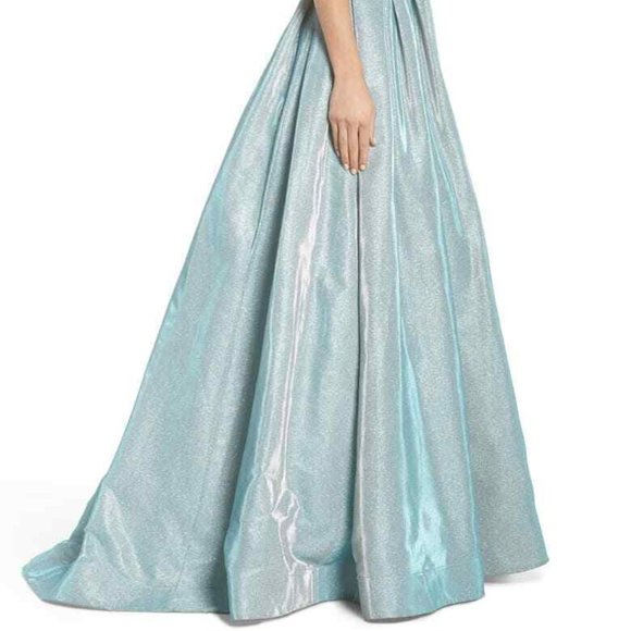 MAC DUGGAL 25939I SHIMMERING HALTER NECK BALLGOWN DRESS sz 0 - Picture 10 of 10